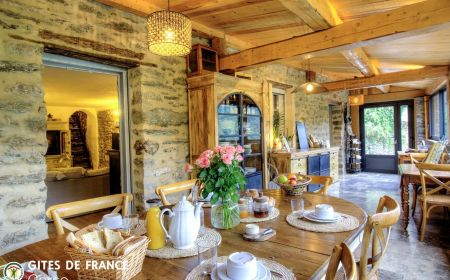 Bed & Breakfast no.64521 Verd&egrave;se - Corse - Chambres d'h&ocirc;tes &agrave; Verd&egrave;se, Le Centre Corse, labellis&eacute;es G&icirc;tes de France : la salle &agrave; manger