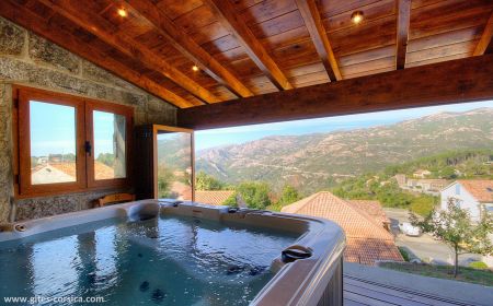 Bed & Breakfast no.16061 Aull&egrave;ne - Corse - Chambres d'h&ocirc;tes &agrave; Aull&egrave;ne en Corse du sud, labellis&eacute;es G&icirc;tes de France :  le jacuzzi